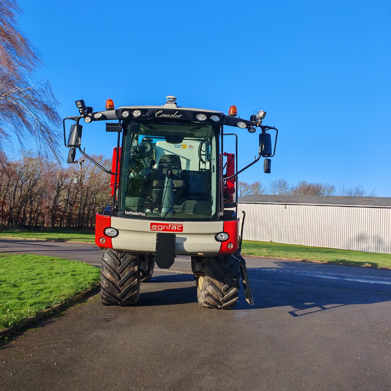 WhatsApp Image 2025-12-19 at 12.02.41 (3)