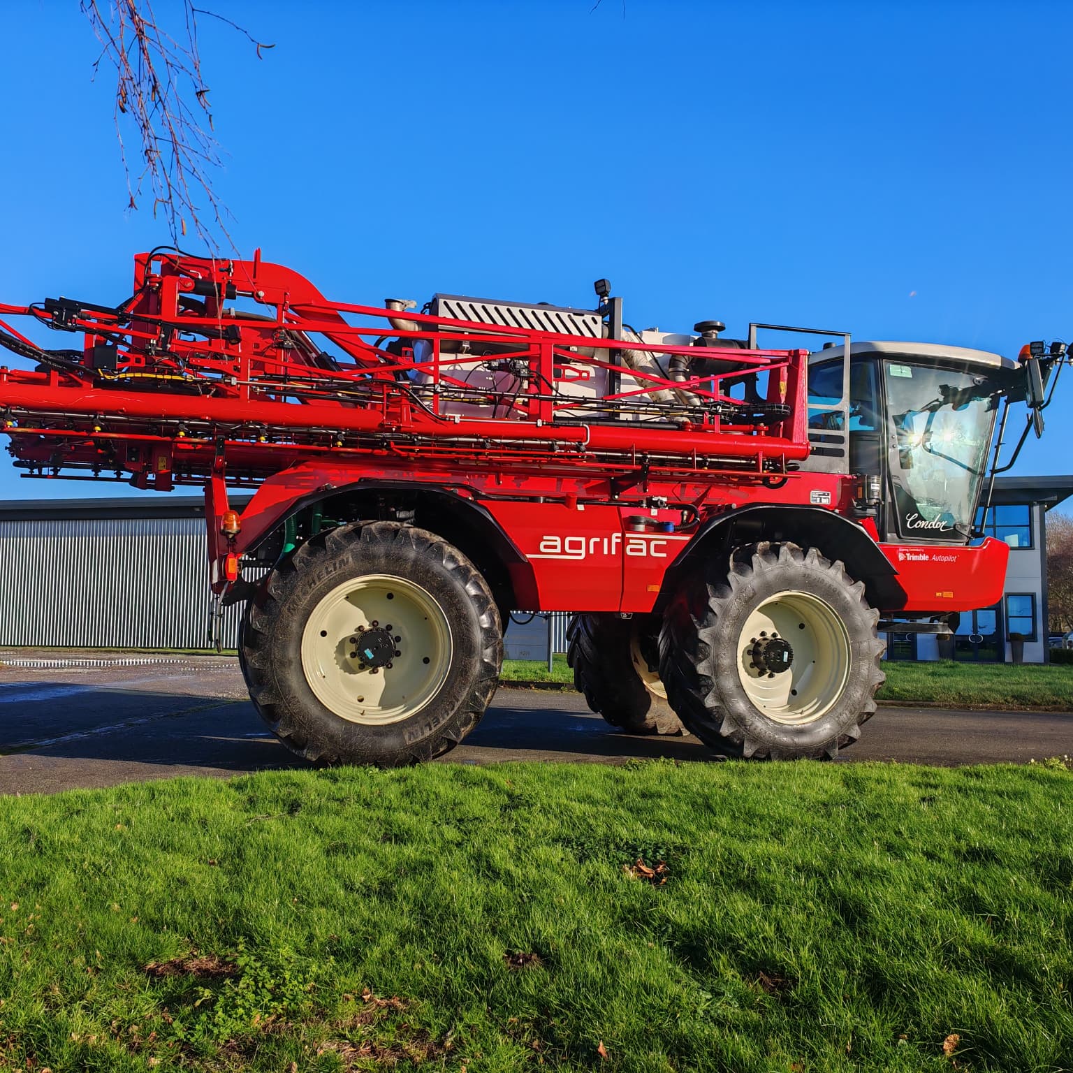 WhatsApp Image 2025-12-19 at 12.02.46